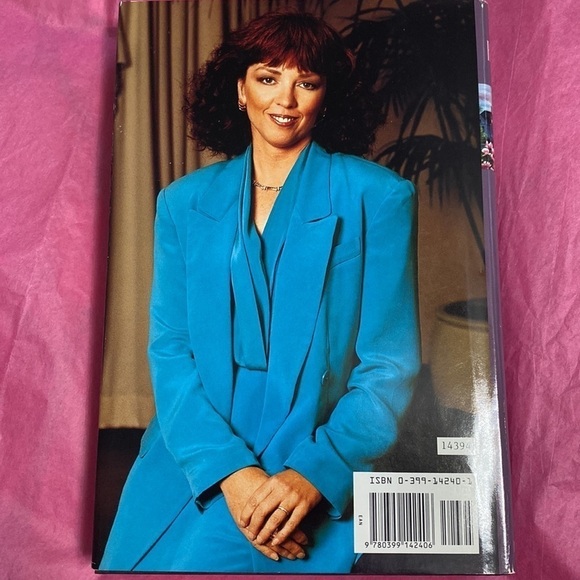 Sanctuary by Nora Roberts - Picture 2 of 5